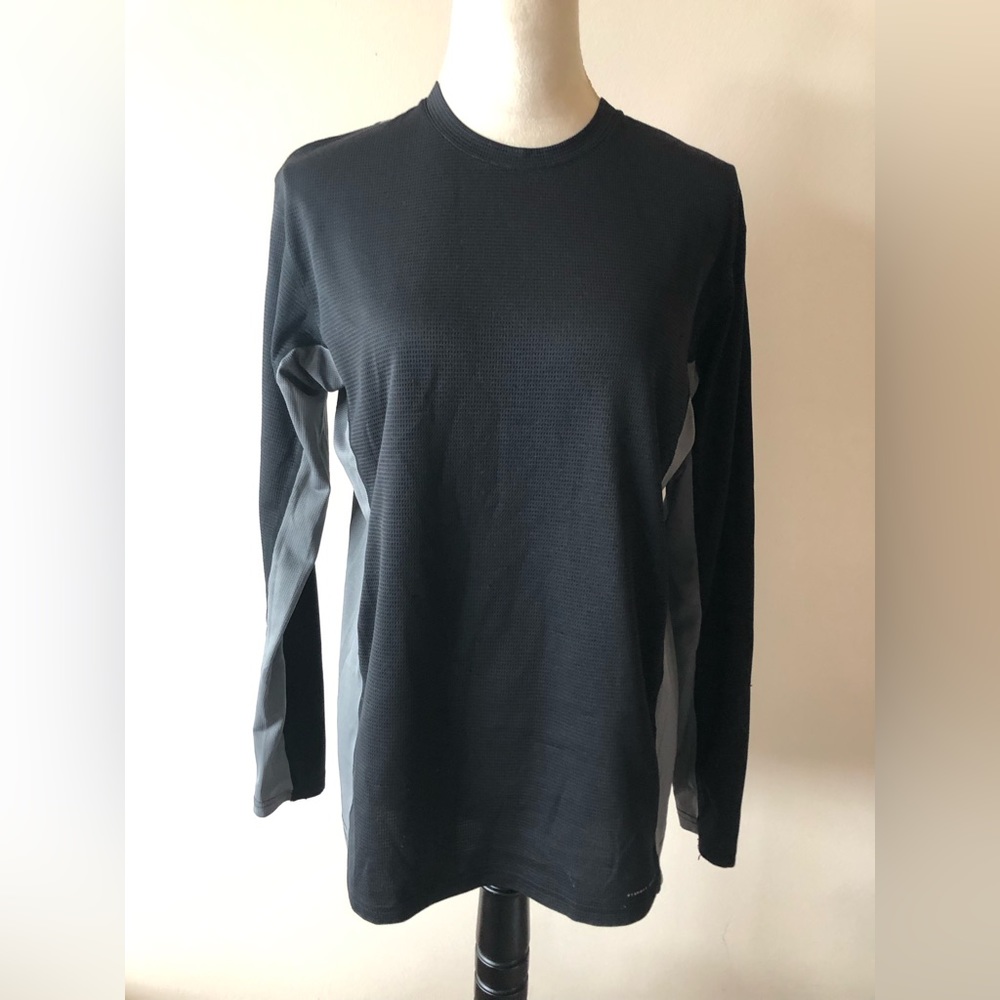 Fitness Gear long sleeve wicking exercise shirt, size S